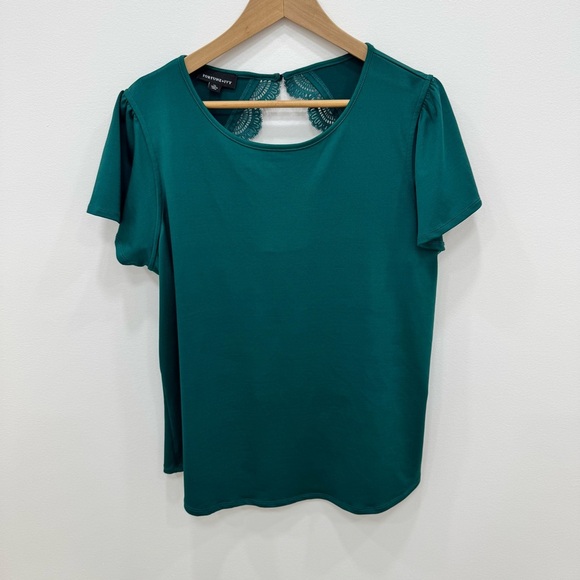 Fortune + Ivy Tops - Fortune + Ivy Back Cut Out Lace Detail Knit Top in Green Size XL New without tag